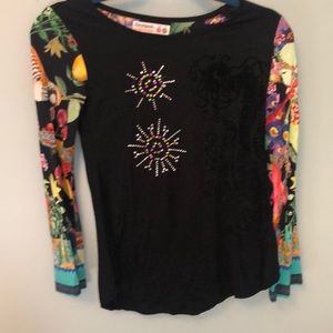 Girl's Desigual shirt with sequins and detail